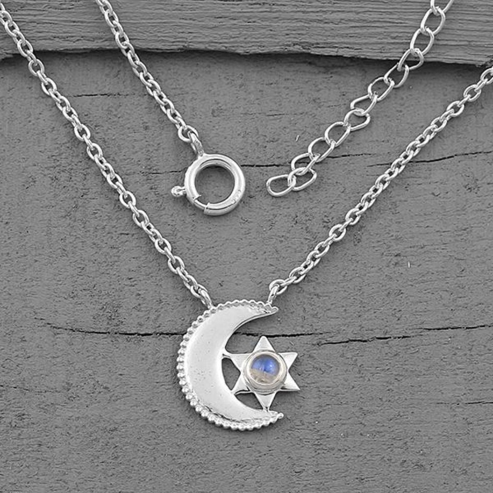 Moonstone Necklace - Moon's Compatriot